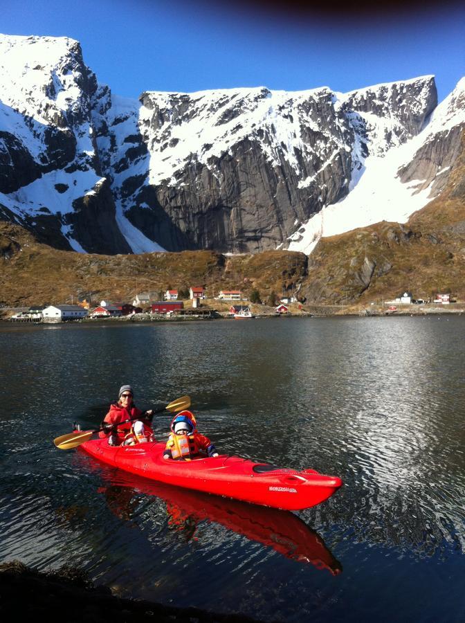 Lofoten Bed & Breakfast Reine - Rooms & Apartments Esterno foto