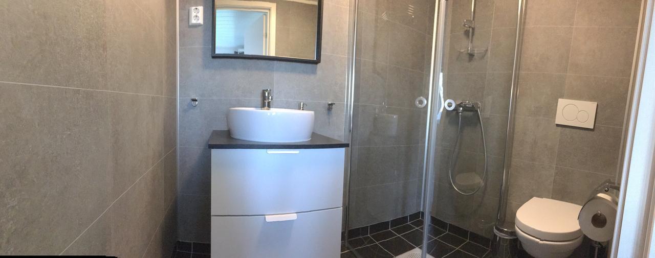 Lofoten Bed & Breakfast Reine - Rooms & Apartments Esterno foto